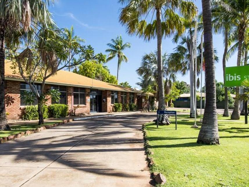 The Cambridge Kununurra Hotel Buitenkant foto